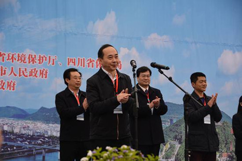 D:我的资料桌面图片2.png